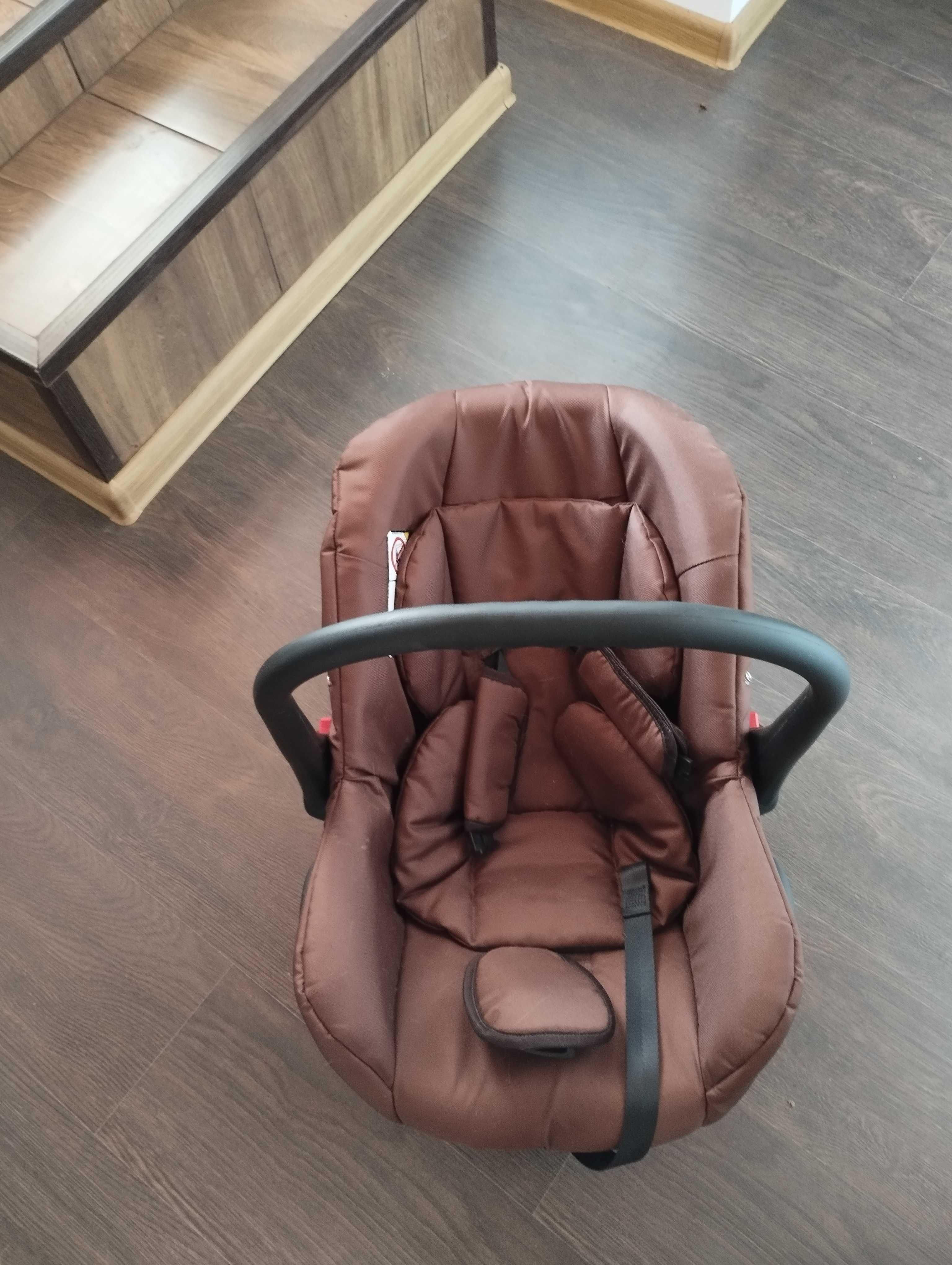Детска количка 3 в 1 на Babylux с чисто нов зимен кош