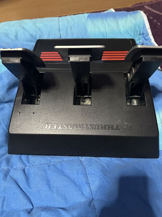 Thrustmaster T300 rs-gt + shifter th8s