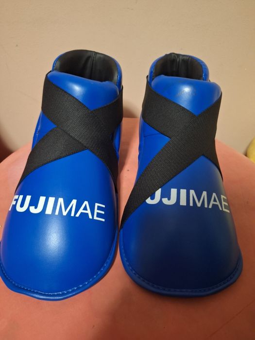 Сини крака Fujimae