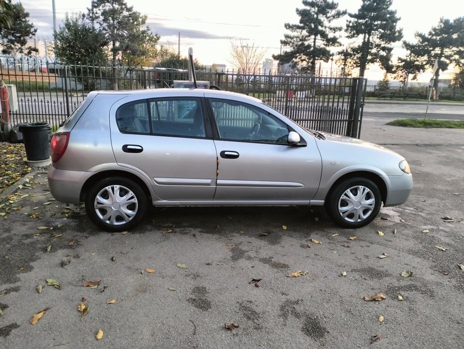 Vând Nissan almera 2006 decembrie,1,5 benzina