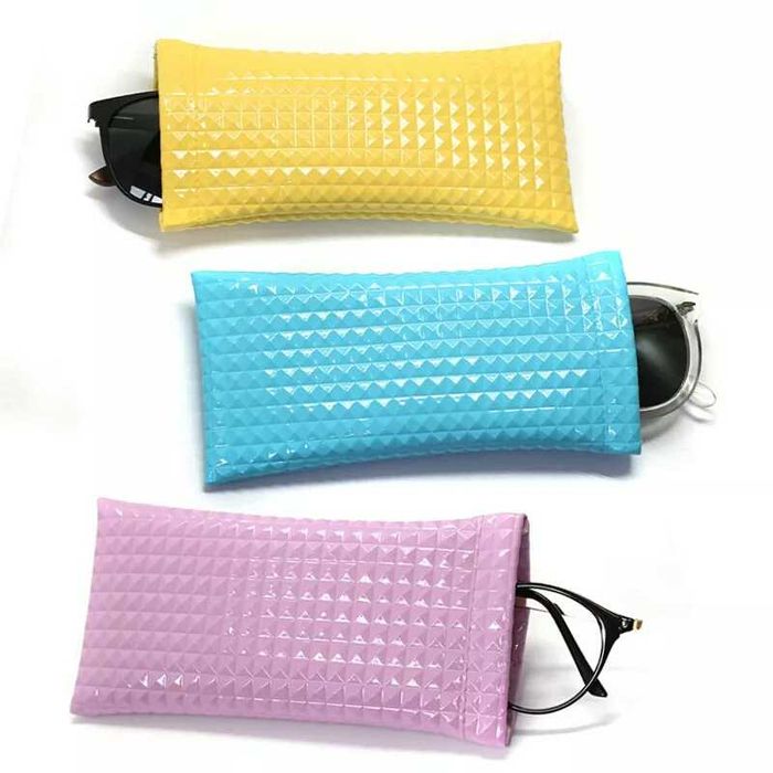 Гибкий чехол для очков