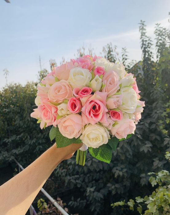 Kelin Guli, atirgulli