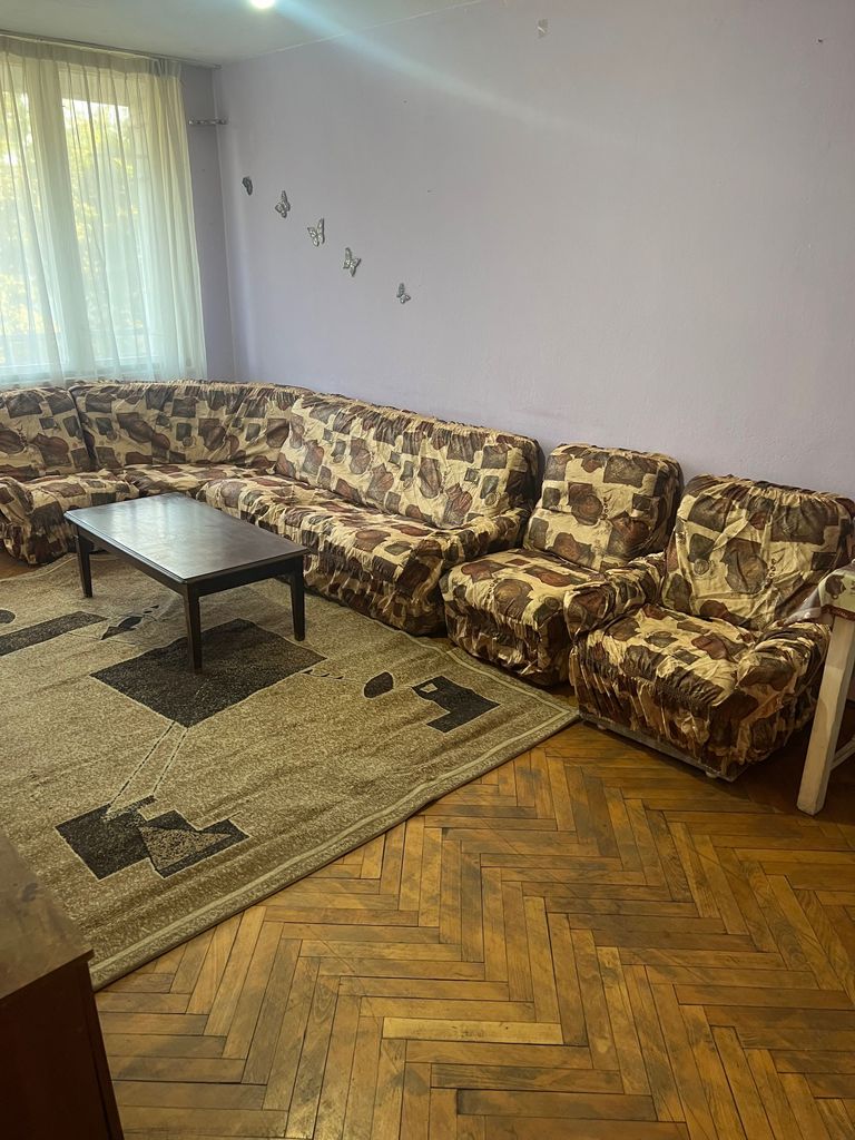 Дава се под наем Тристаен апартамент в Казанлък - 110 кв.м за 229.5 € - Снимка #5