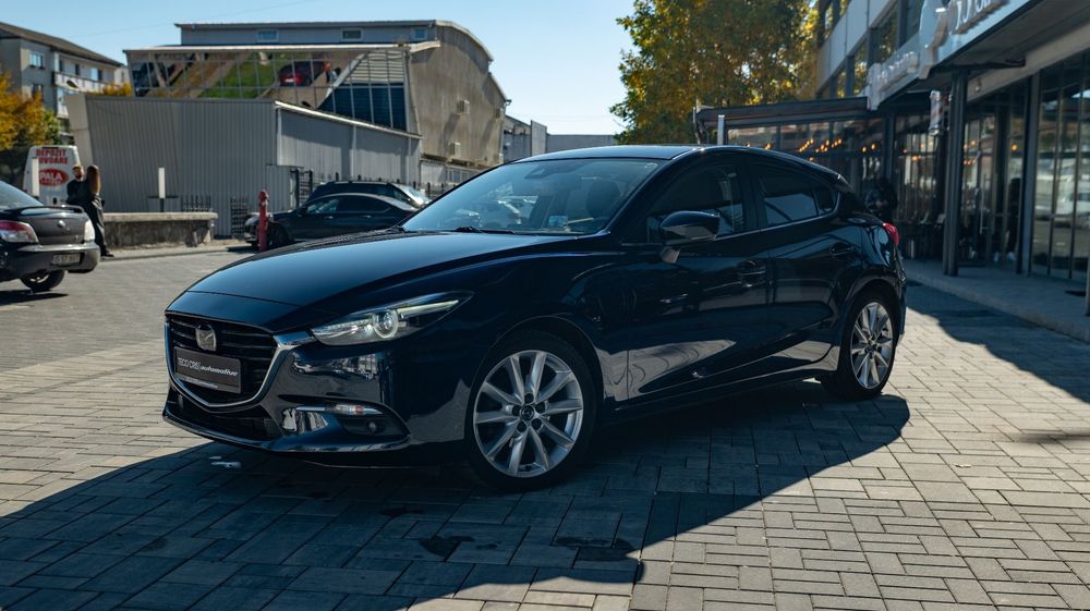 Mazda 3 Mazda 3 Skyactiv-D 150Cp 2.2 Diesel echipare Exclusive Bose