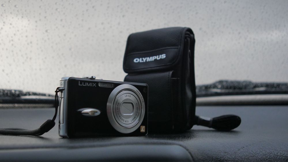 Panasonic LUMIX DMC-FX8 5.0MP Digital Camera