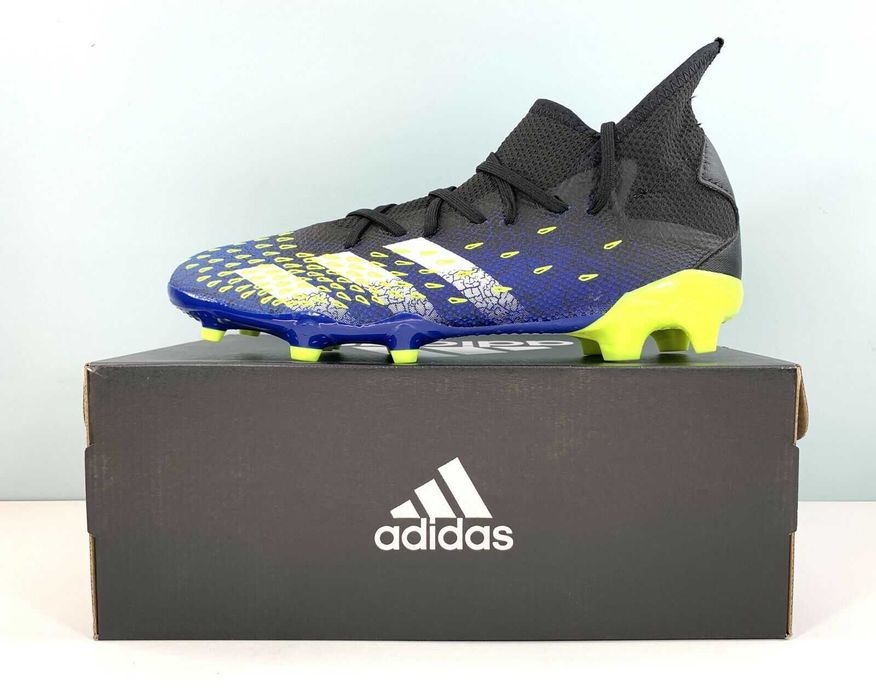 Оригинални спортни обувки *ADIDAS PREDATOR FREAK 3 FG * 45 1/3 -46 2/3