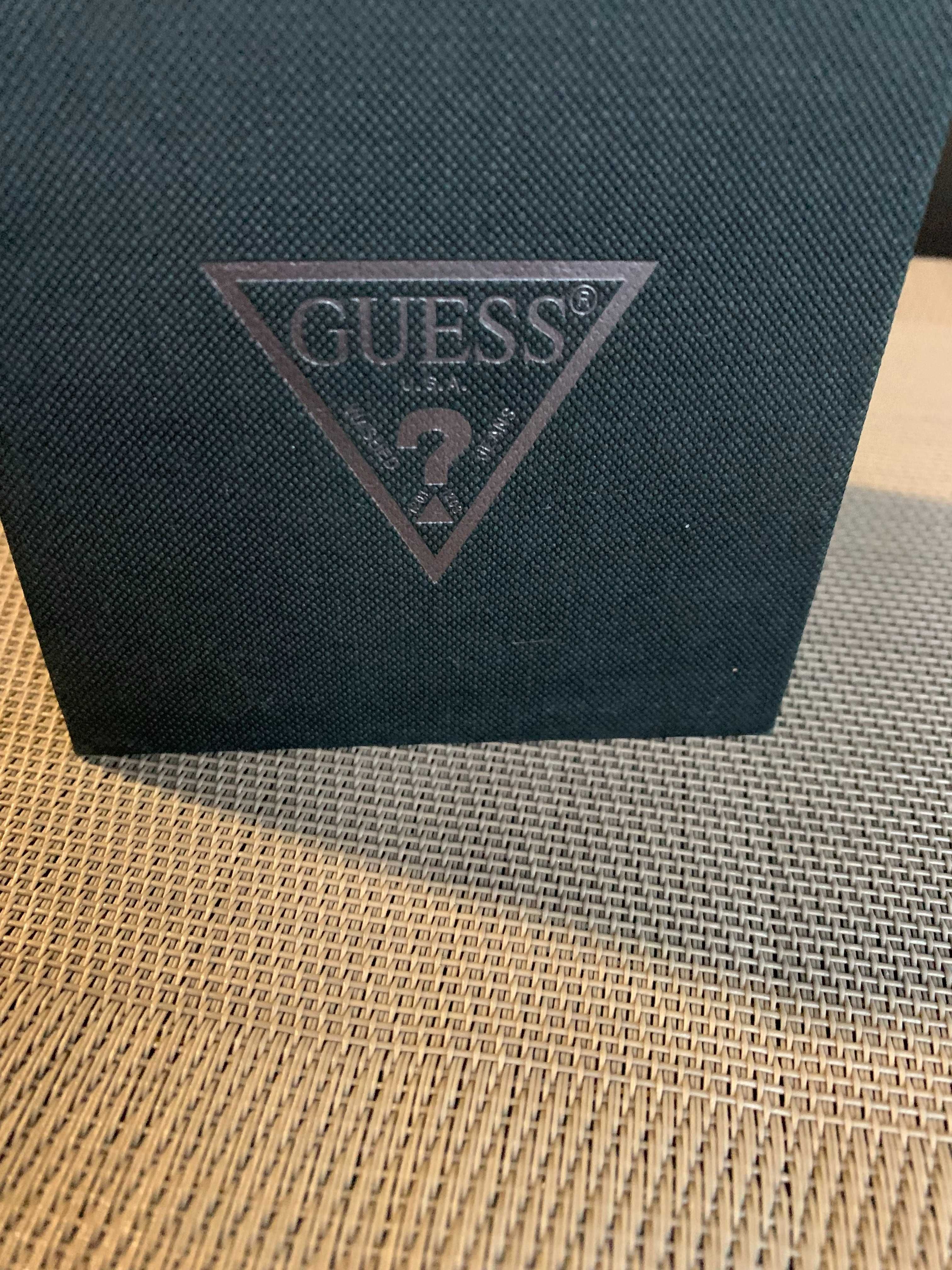 Оригинален Дамски ЧАСОВНИК GUESS