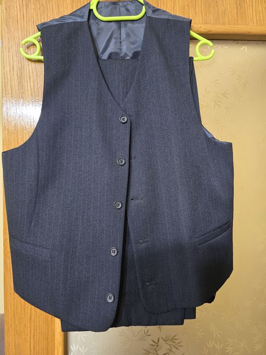 Costum bărbătesc nr 48