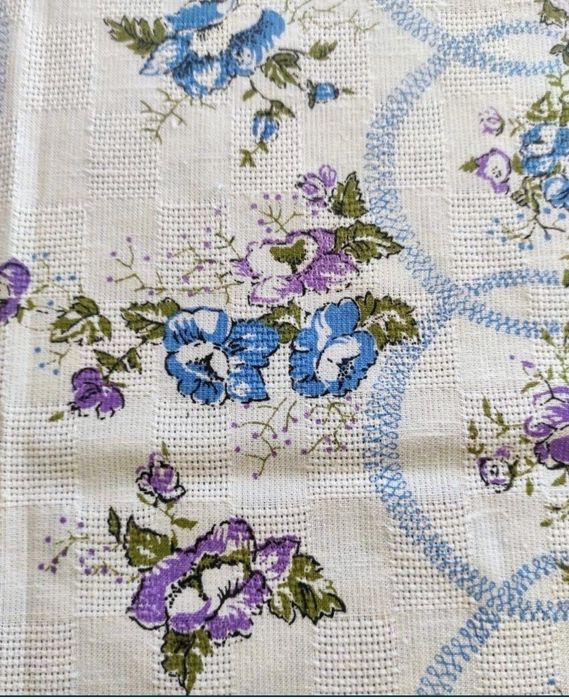 Fata de masa 138/138 cm