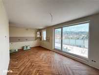 Apartament 3 camere si terasa bloc nou