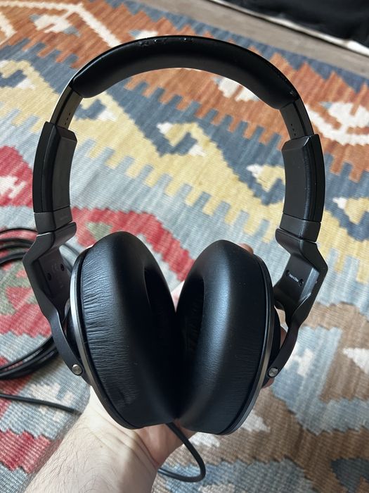 AKG K550 MKII Слушалки