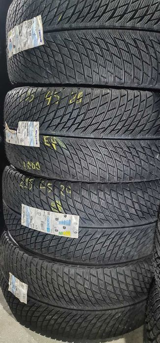 Anvelope IARNA Noi 275 40 20 /295 40 20/295 45 20