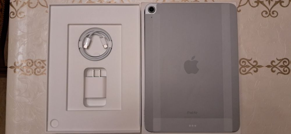 iPad Air 11 - inch M2 - Wi-fi