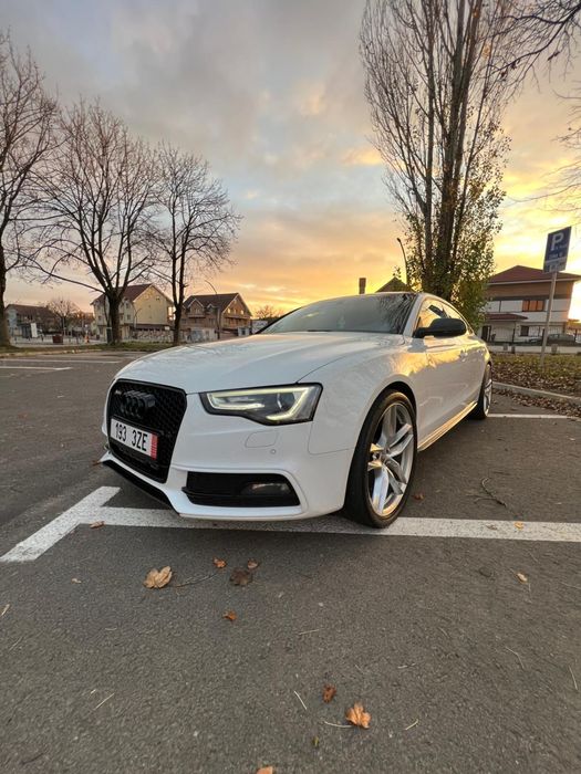 Audi A5 2.0tdi  full S-line  2013
