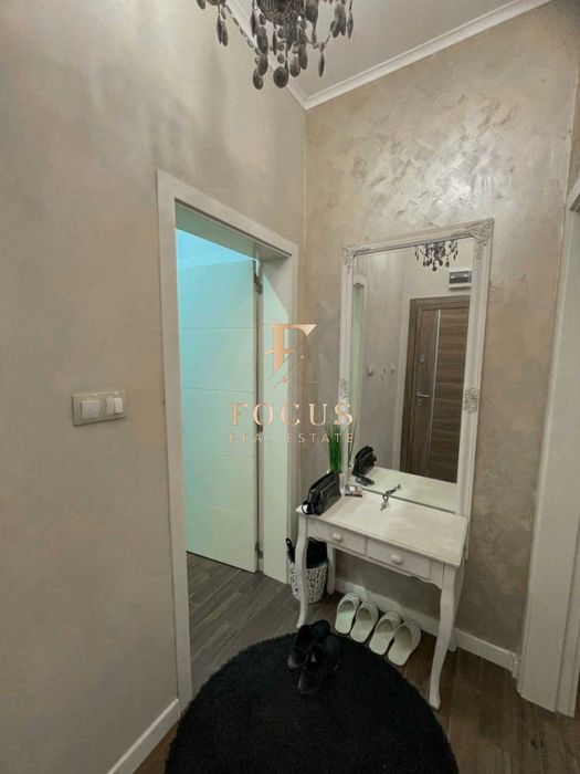 Продава се Тристаен апартамент в Пловдив, Каменица 1 - 100 кв.м за 3605 €/кв.м - Снимка #8