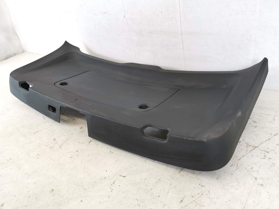 Вътрешна декоративна облицовка на задната врата Порше Кайен / Porsche