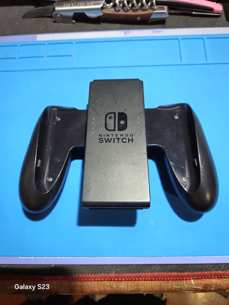 Nintendo switch  держатель для джейконов