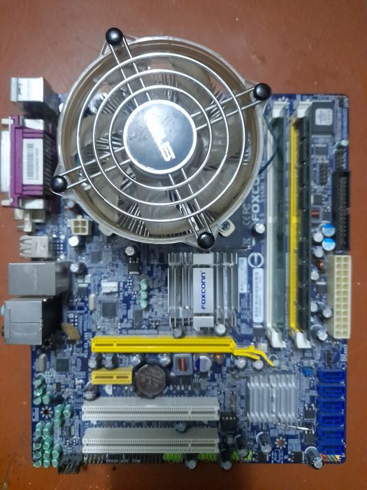 Продам материнскую плату