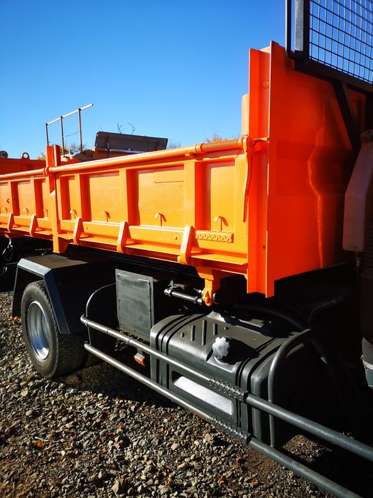 Basculanta Renault Midllum 220