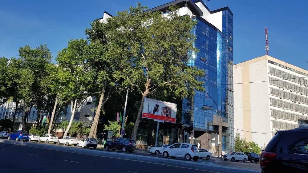 Сдам Офис  100м² и 75м² в  Бизнес Центре /Вест Министр / гост. Hampton
