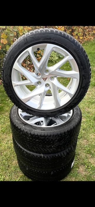 Jante CUPRA FORMENTOR 18 cu Anvelope Iarna
