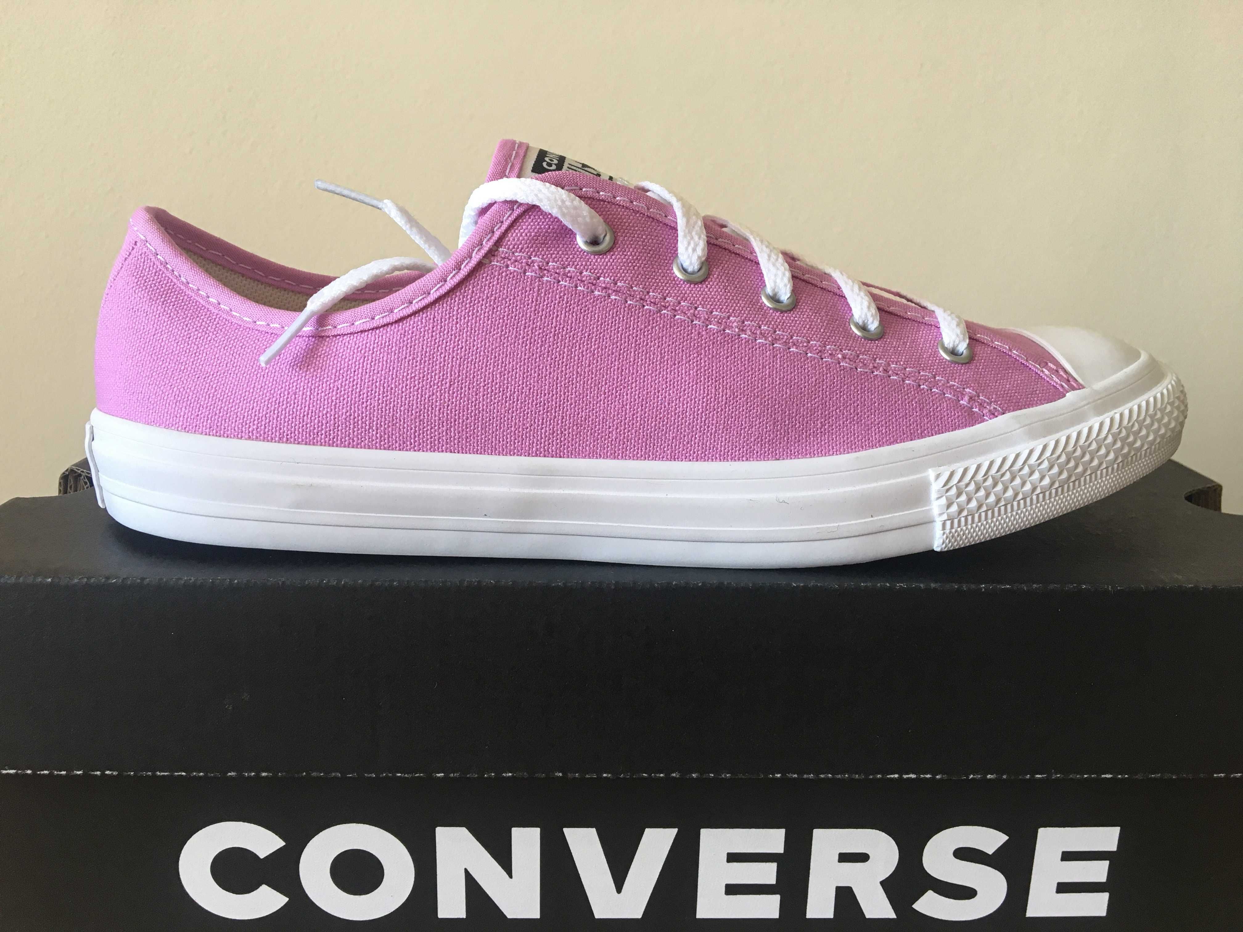 Нови кецове Converse Chuck Taylor All Star Dainty