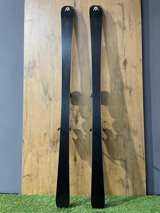 Schiuri VOLKL 161cm