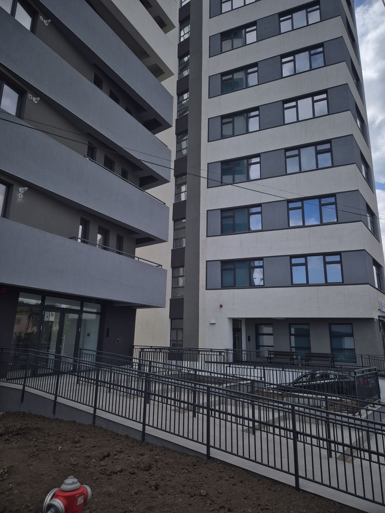 pf vand Apartament 1 camera bloc nou 2024 Tatarasi Sud-Metalurgiei