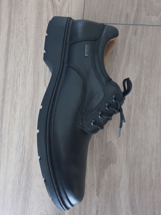 Pantofi Clarks Goretex M11/45