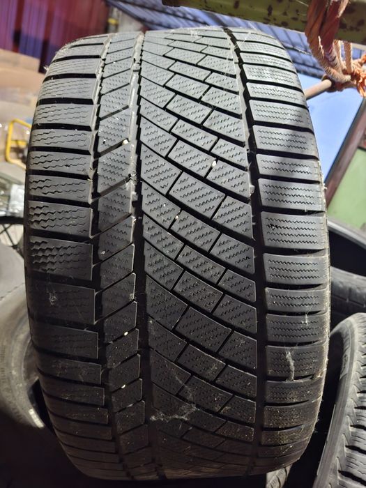 Cauciucuri 285/40/19