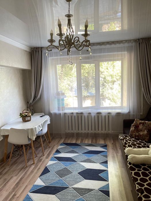 Продается 1-комнатная квартира, 21 м², 3/3 этаж,
