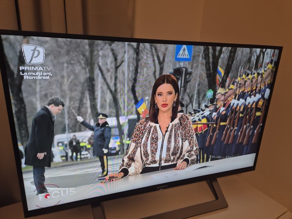 Sony Smart KDL 32WD756 impecabil - 81 cm diagonala