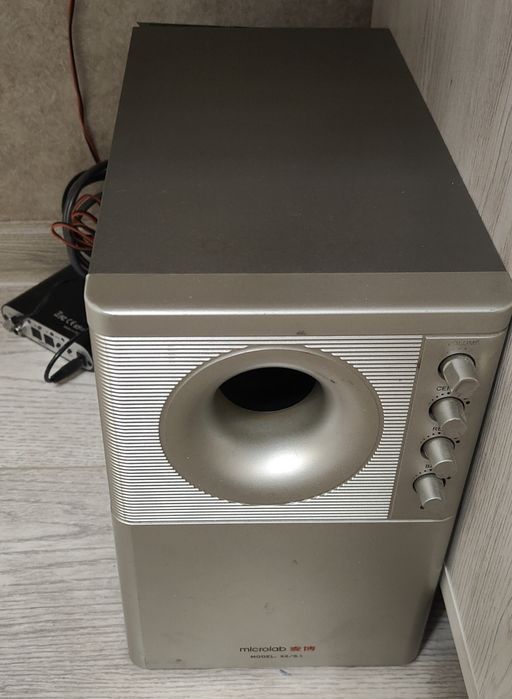 Microlab+5 колонок почти даром