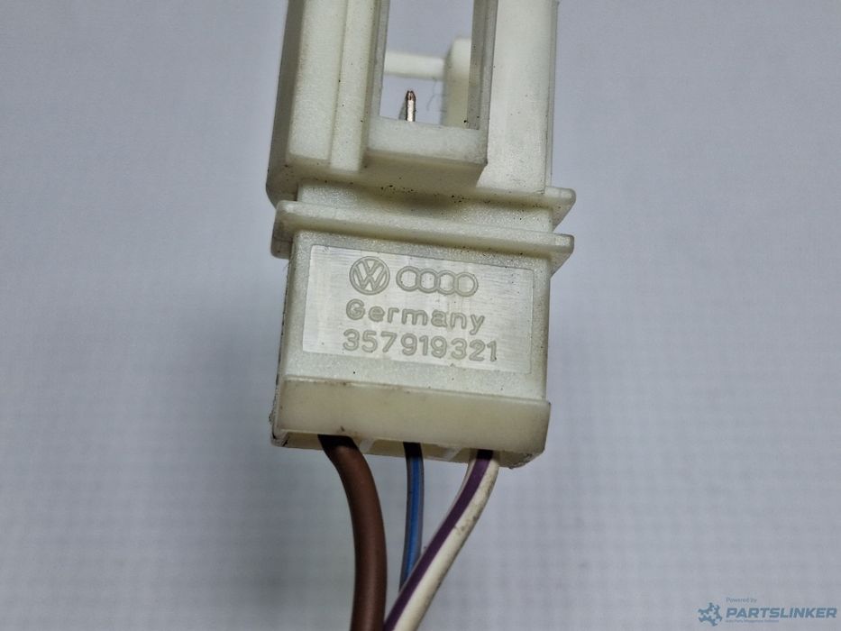 Mufa conector 3 pini AUDI A4 IV Avant (8K5, B8) [ 2007 - 2015 ] TDI (C