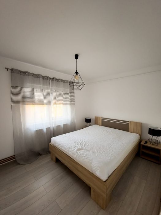 Inchiriez apartament 2 camere Micalaca