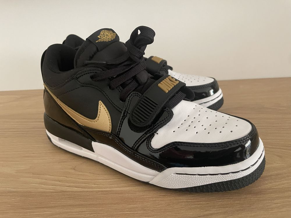 Оригинални Air Jordan Legacy 312 Low