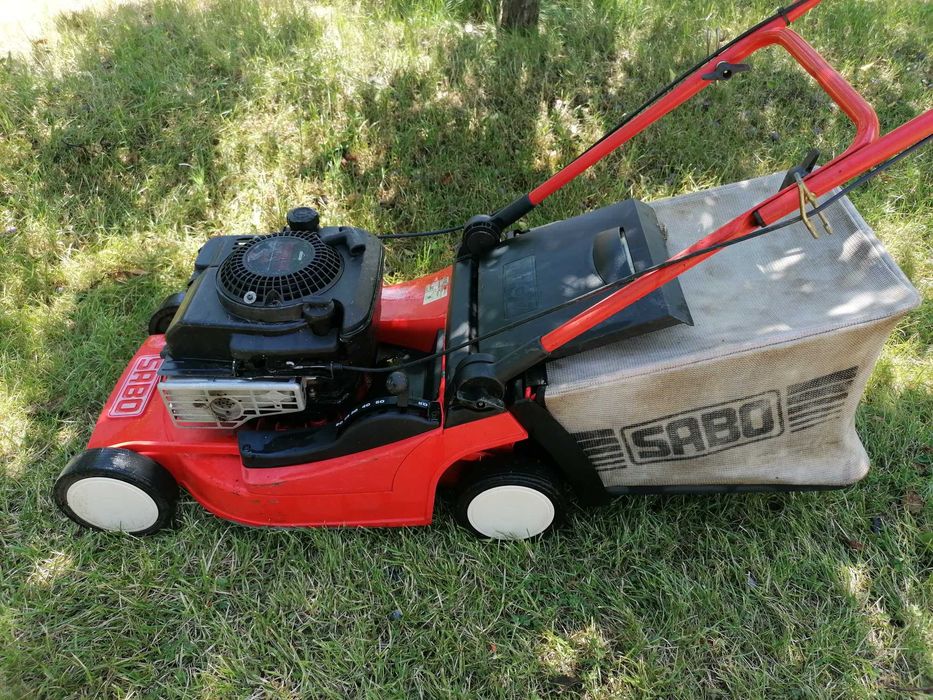 Masina de tuns , motor Briggs&Stratton- Sabo