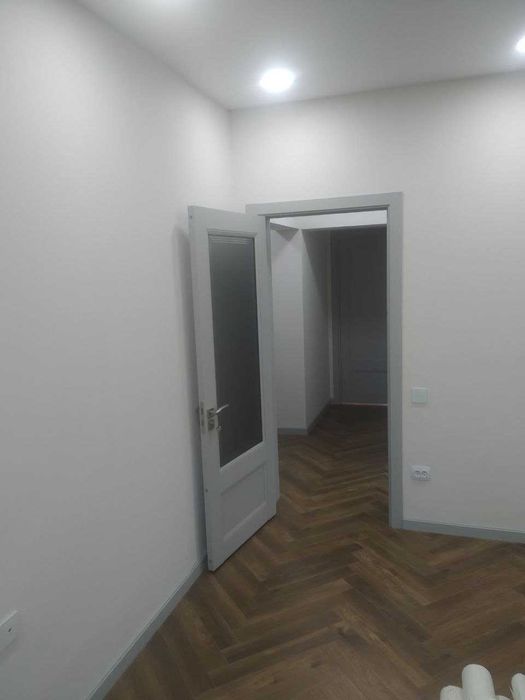 Профессиональная укладка ламината.а также паркета и палубной доски