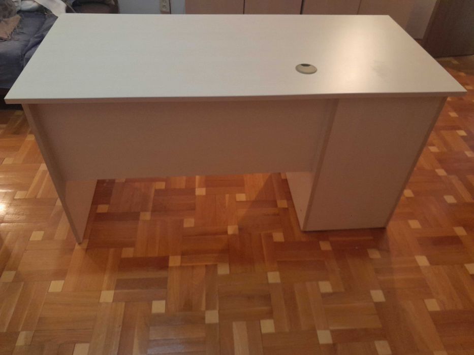 2 birouri in stare perfecta