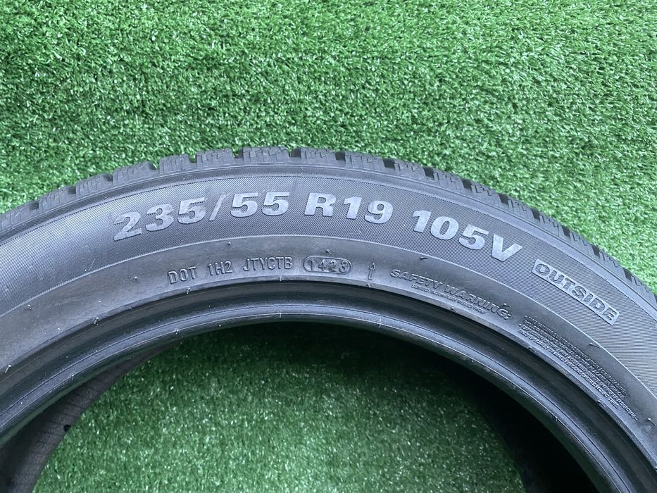 Set 2 anvelope Iarna Kumho WinterCraft WS71 235 55 R19 105V SUV ASYMM