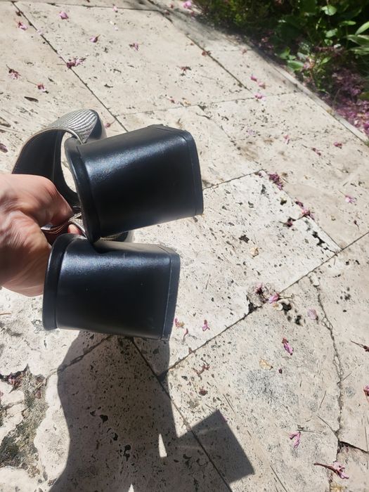 Papuci piele marimea 40 auriu negru toc gros