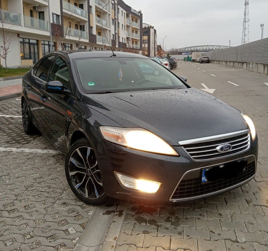 Ford mondeo ghia