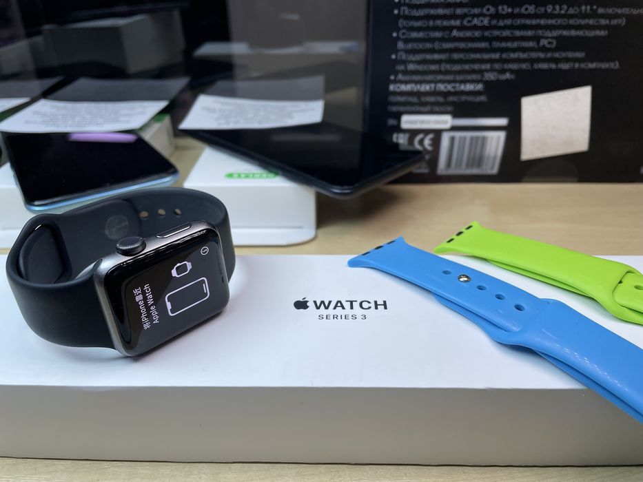 Часы Apple Watch 3
