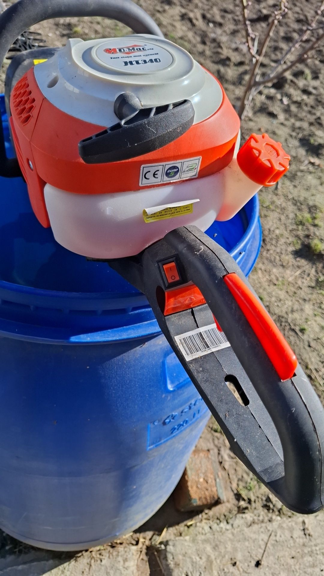 Foarfeca  ( trimmer ) gard viu