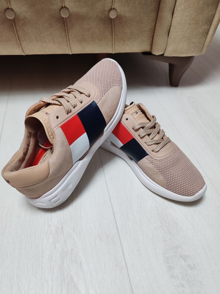 Adidași/ pantofi sport Tommy Hilfiger original