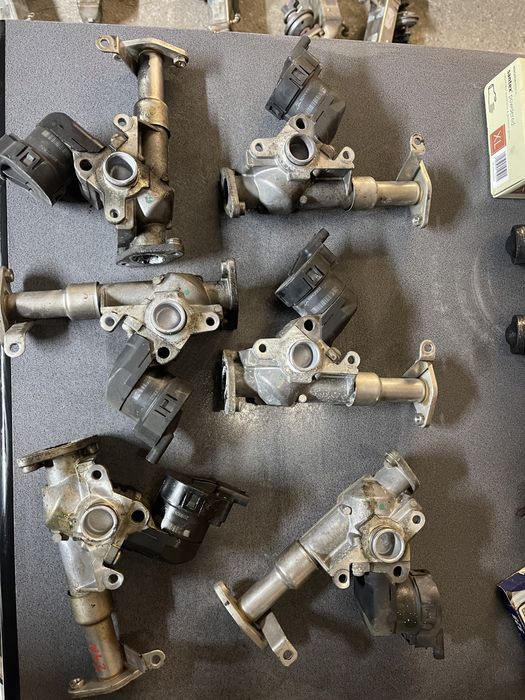 EGR Valva EGR BMW N43B20A E90 E91 E92 E93 E87 cod 7563241