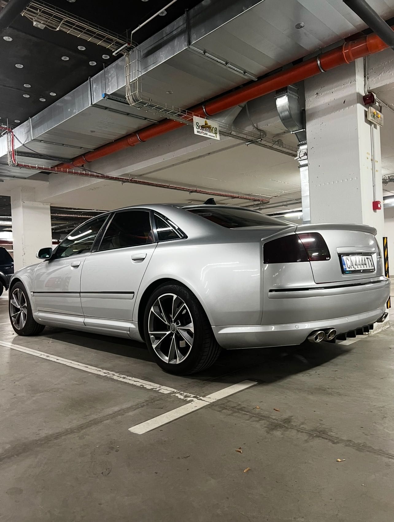 Audi A8 / АУДИ А8 D3 4.2 Газ/Бензин ТОП