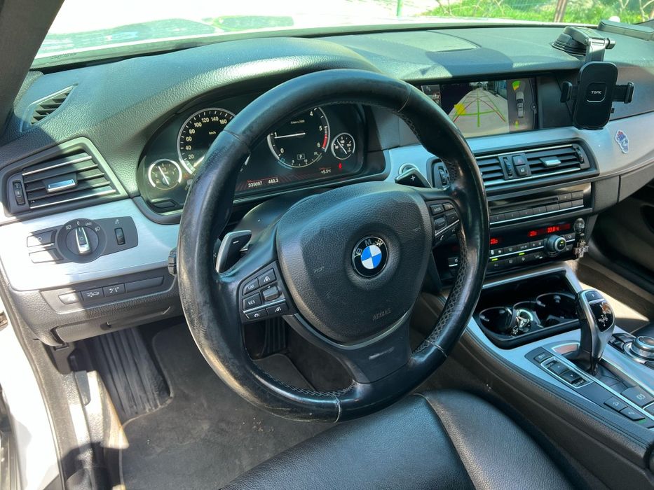 Bmw f11 x drive 2012, 3 butoane