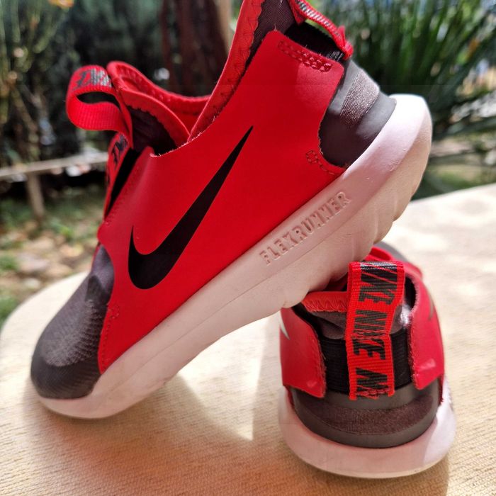 Nike с лесно ластично обуване без усилия като чорап