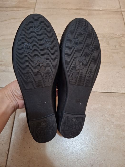 Нови обувки, размер 35